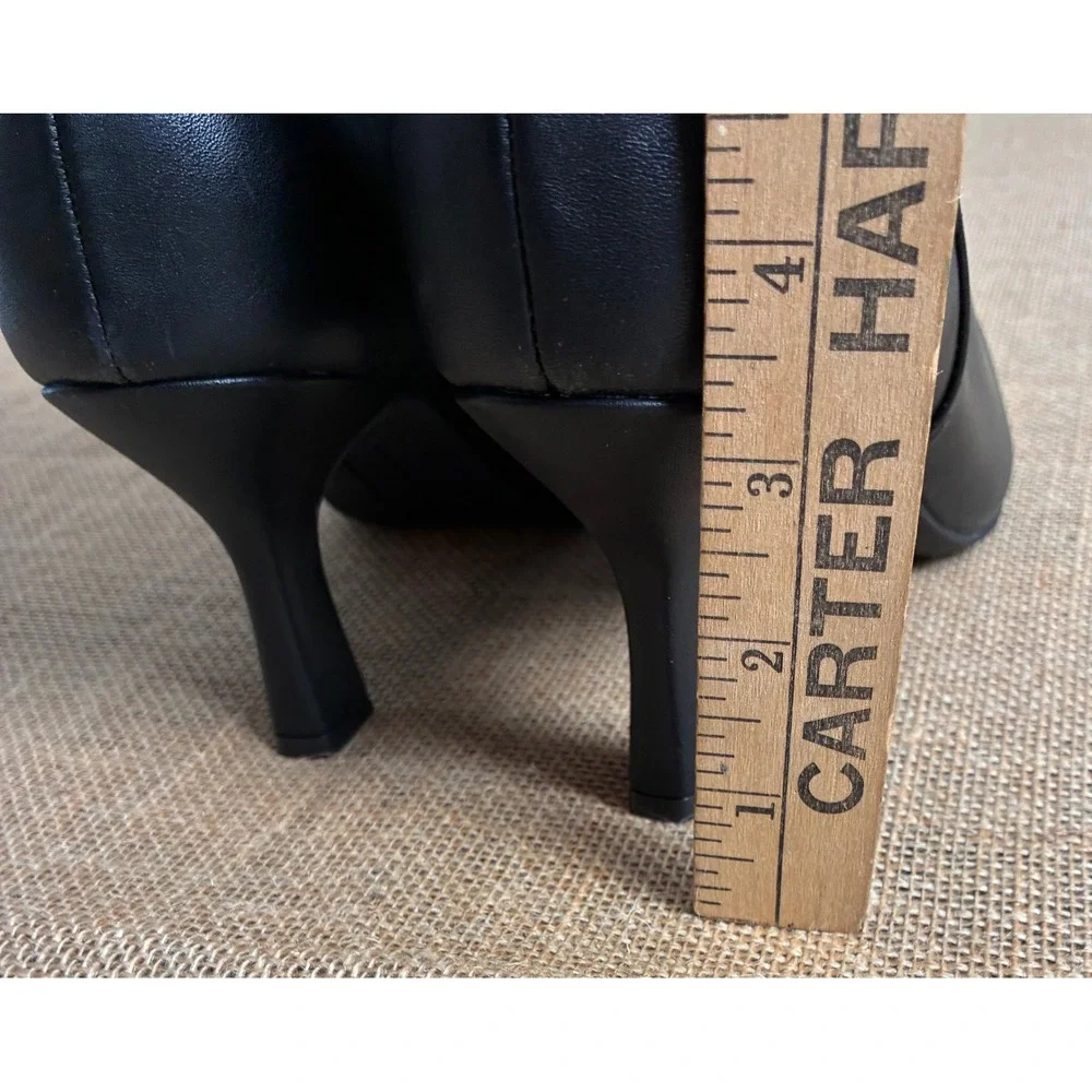 Minimalist Liz Claiborne Black Pointed Toe Kitten Heel Ankle Booties 11 NEW